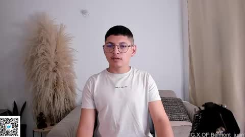 a_lejandro_0_8 online show from 04-20-26, 05:54