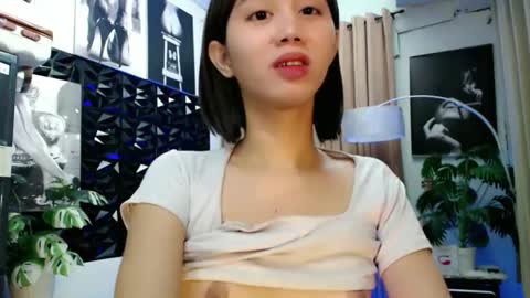 Lovely Yana  online show from 02-22-26, 11:42