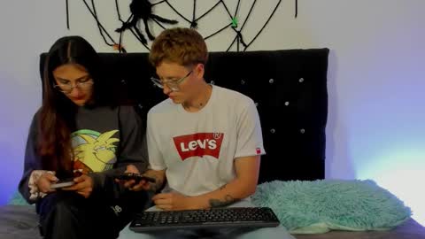 A Sexy Couple online show from 10-28-25, 09:28