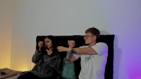 A Sexy Couple online show from 11-12-25, 08:41