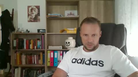 Snapshot of aaaandzzz chatting on 11-14-25, 11:31 Long distance cumshot online show from 11-14-25, 11:31