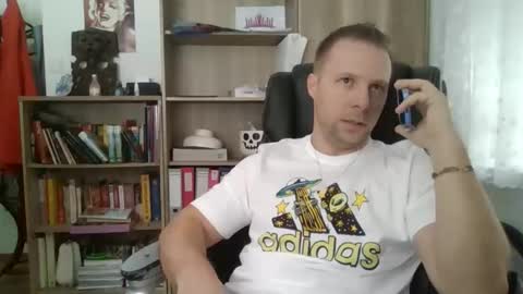 Snapshot of aaaandzzz chatting on 02-18-26, 08:43 Long distance cumshot online show from 02-18-26, 08:43