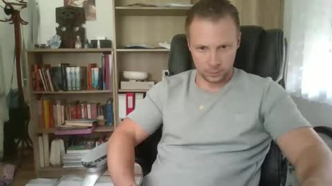 Long distance cumshot online show from 05-14-26, 09:38