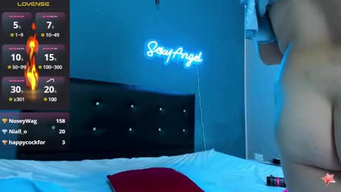 Snapshot of aabby_lee chatting on 12-23-24, 06:58 Abby Lee online show from 12-23-24, 06:58