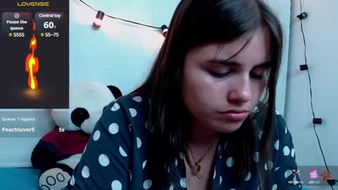 Snapshot of aabby_lee chatting on 01-09-25, 06:57 Abby Lee online show from 01-09-25, 06:57