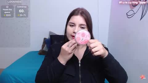 Snapshot of aabby_lee chatting on 01-24-25, 06:25 Abby Lee online show from 01-24-25, 06:25