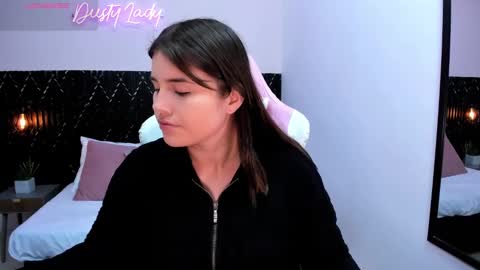 Snapshot of aabby_lee chatting on 02-22-25, 12:19 Abby Lee online show from 02-22-25, 12:19