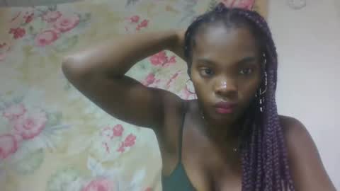 aadienne online show from 04-05-26, 01:36