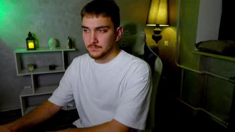 Snapshot of aalexxxxxx chatting on 12-09-24, 06:03 Alex online show from 12-09-24, 06:03