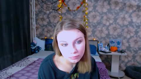 Alice online show from 10-23-25, 02:49