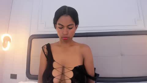 Aaliyah online show from 09-09-25, 08:08
