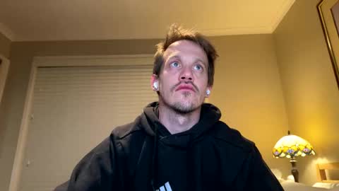 Snapshot of aanal341330 chatting on 10-02-25, 08:54 Kris online show from 10-02-25, 08:54