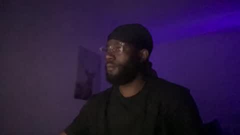 Snapshot of aaravostraces chatting on 04-12-26, 12:04 99 online show from 04-12-26, 12:04