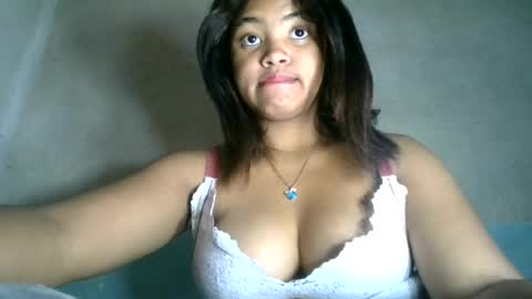 aariciah online show from 06-23-26, 04:21
