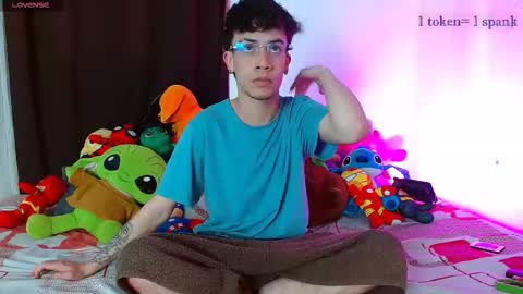 aaron online show from 12-18-25, 02:50