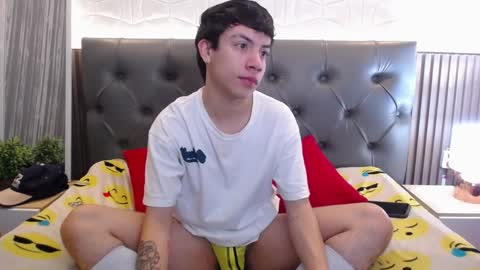 Aaron online show from 12-02-24, 12:29