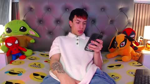 Aaron online show from 01-15-25, 04:11