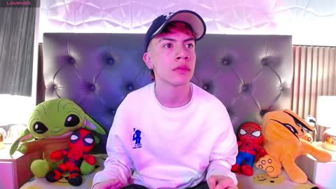 Aaron online show from 01-27-25, 01:19
