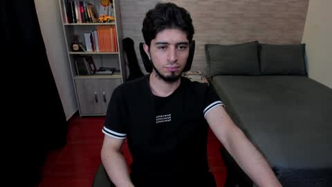 Aaron online show from 01-28-25, 09:40