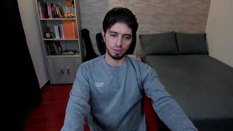 Aaron online show from 02-05-25, 08:57