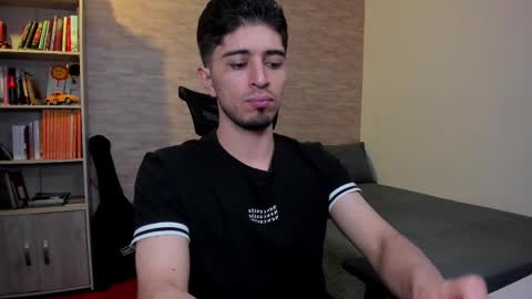 Aaron online show from 03-03-25, 05:50