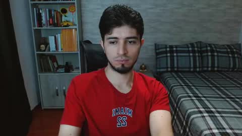 Aaron online show from 09-26-25, 05:17