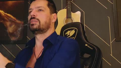 Snapshot of aaronbomer chatting on 02-09-25, 02:49 Aaron online show from 02-09-25, 02:49