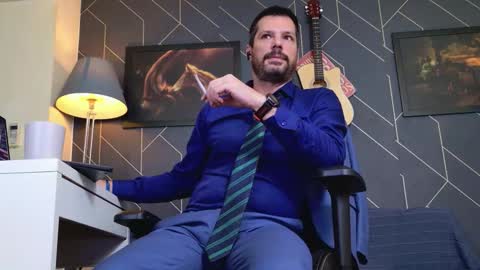 Snapshot of aaronbomer chatting on 11-07-25, 07:25 Aaron online show from 11-07-25, 07:25