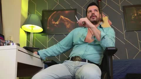 Snapshot of aaronbomer chatting on 01-10-26, 09:41 Aaron online show from 01-10-26, 09:41