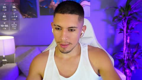 AARON  online show from 01-06-25, 05:52