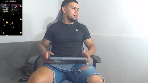 ig aaron hunter123 online show from 09-21-25, 10:39