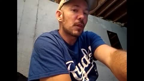 aaronshere888888 online show from 09-17-25, 04:14