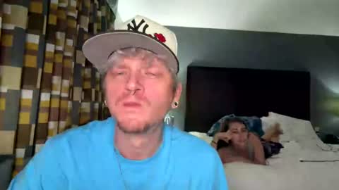 Snapshot of aaronthereallist chatting on 07-22-26, 04:04 aaronthereallist online show from 07-22-26, 04:04
