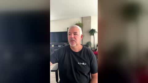 Snapshot of aarosteev chatting on 04-29-26, 06:14 Jason online show from 04-29-26, 06:14