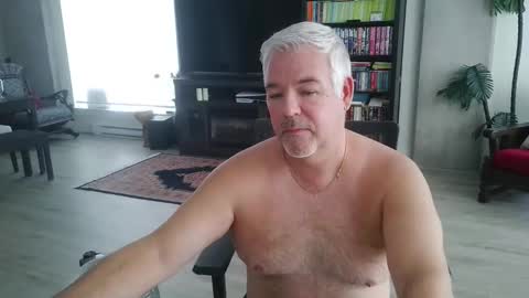 Snapshot of aarosteev chatting on 05-10-26, 12:43 Jason online show from 05-10-26, 12:43
