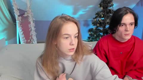 Snapshot of aataraxx chatting on 12-16-24, 02:47 Fiona and Harry online show from 12-16-24, 02:47