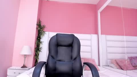 abbey_walker online show from 02-14-25, 04:15