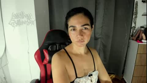 Martina online show from 06-25-26, 01:37