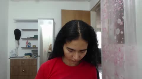 Abbi mooncb online show from 12-19-24, 04:57