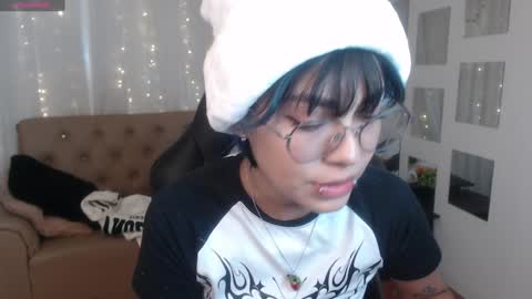 Abbi online show from 12-13-24, 07:43