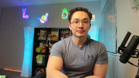 Snapshot of abbuddy920236 chatting on 12-13-24, 05:16 buddy online show from 12-13-24, 05:16