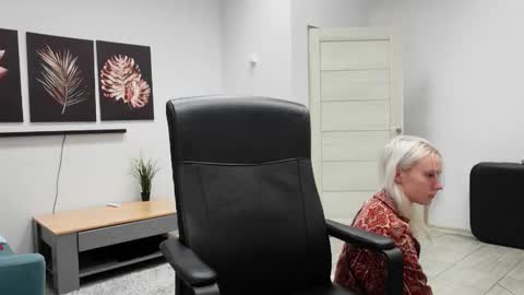 Snapshot of abby_laker chatting on 11-06-25, 05:36 ABBY LAKER online show from 11-06-25, 05:36