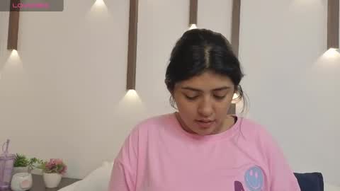 Abbygail online show from 05-08-26, 12:21