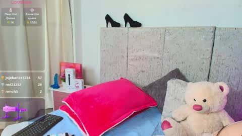 abby_pink1 online show from 05-18-26, 04:07