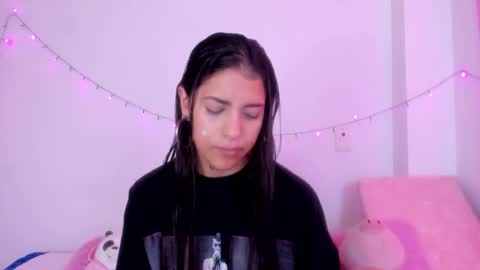 abby_rousee online show from 10-22-25, 01:00