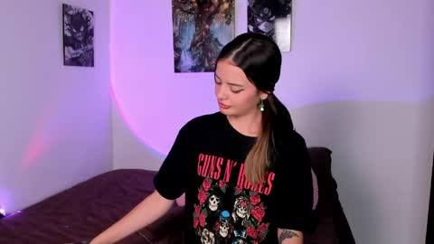 Abby Saenz online show from 03-31-26, 09:37