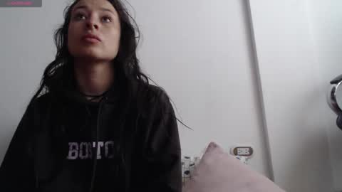 Vannesa online show from 10-12-25, 11:31