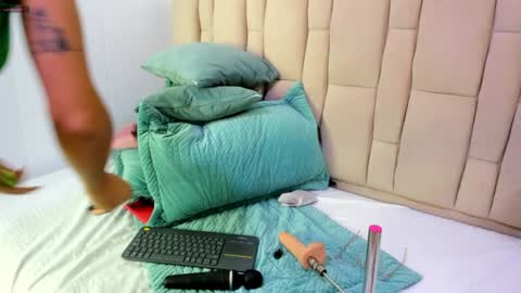 Snapshot of abbyadams23 chatting on 01-12-25, 02:45 abbyadams23 online show from 01-12-25, 02:45