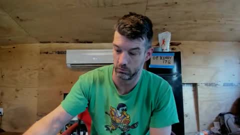 Snapshot of abbybraggontiktokisawhore chatting on 02-13-26, 01:51 abbybraggontiktokisawhore online show from 02-13-26, 01:51