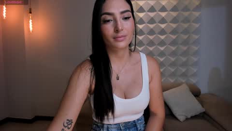 Snapshot of abbydalton chatting on 01-19-25, 04:57 Abby Dalton online show from 01-19-25, 04:57